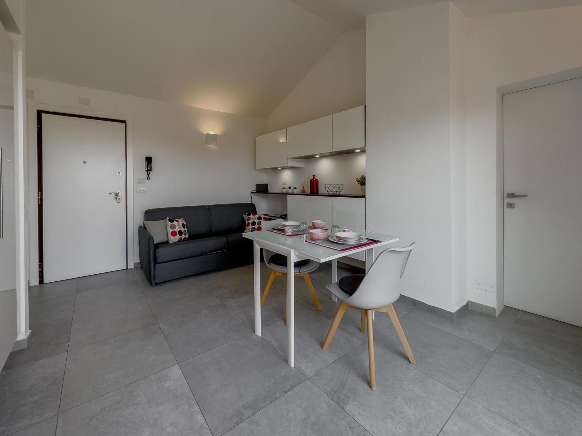 בולוניה Realkasa Train Plaza Apartment מראה חיצוני תמונה